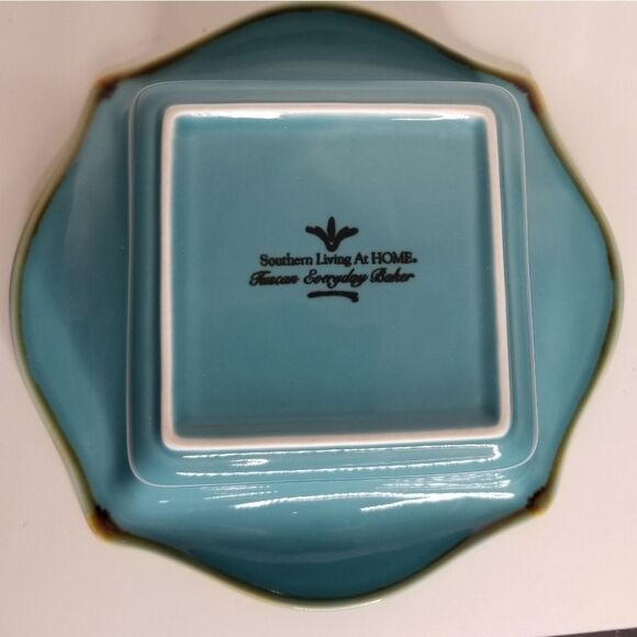 Southern Living At Home Square 9"x9" Tuscan Everyday  Baker Oven to Table - Picture 6 of 6